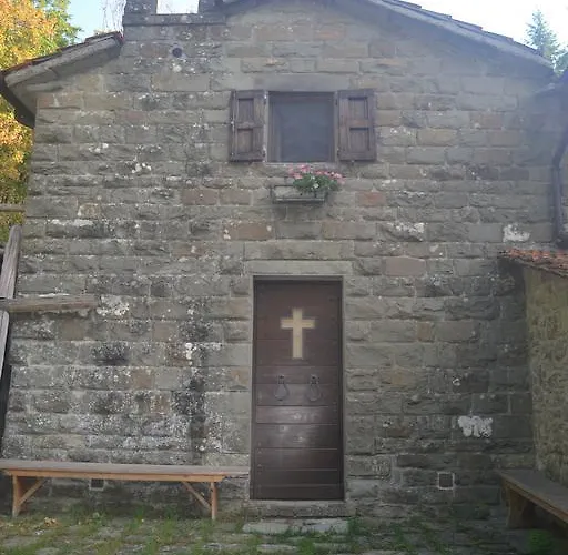 Agriturismo Montemezzano * Pratovecchio